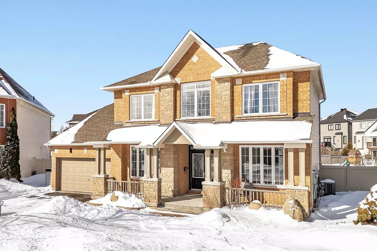 Barrhaven, ON K2J 4T3,24 Tierney DR