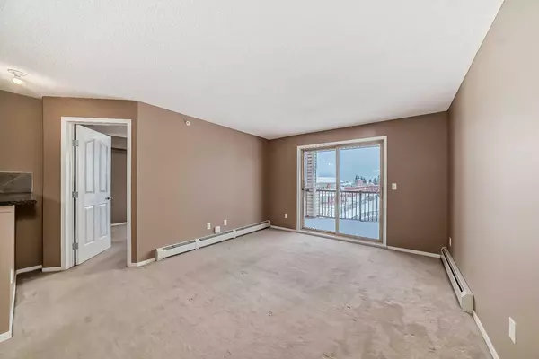 Calgary, AB T2Y 0H9,16969 24 ST Southwest #1311