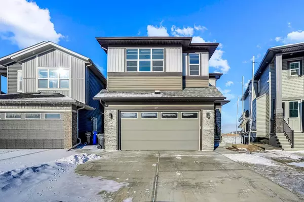 47 Corner Meadows ROW Northeast, Calgary, AB T3N 1X9