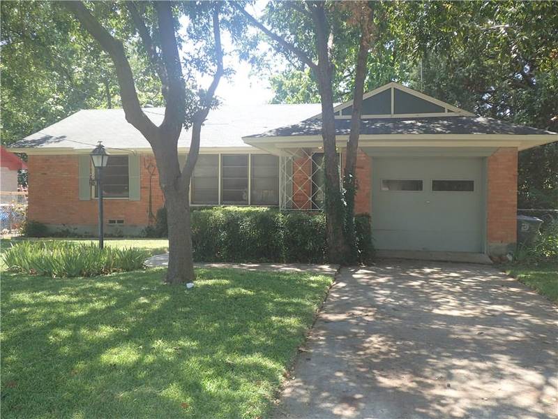 2108 Blake Avenue, Dallas, TX 75228