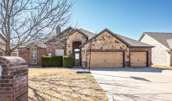 1028 Elk Ridge Drive, Stephenville, TX 76401