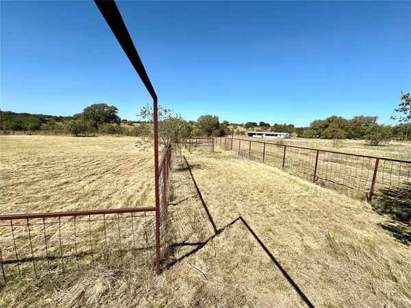 Goldthwaite, TX 76844,TBD FM 1029