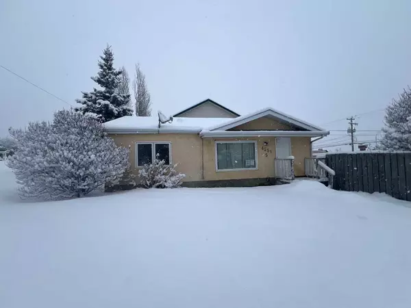 4539 5 AVE, Edson, AB T7E 1L5