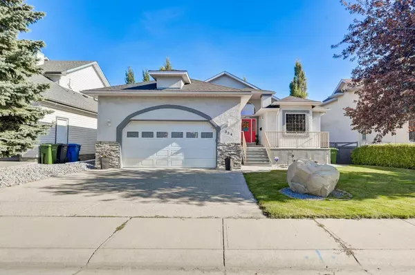 334 Long Beach LNDG, Chestermere, AB T1X 1E6