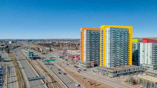 Calgary, AB T2L 2L5,3820 Brentwood RD Northwest #1812