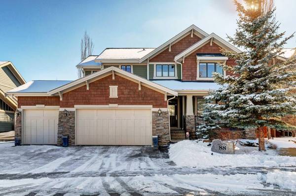 88 Westpark CRES SW, Calgary, AB T3H0C2