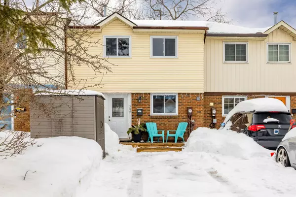 300 Tulip CRES, Orleans - Cumberland And Area, ON K1E 2B1