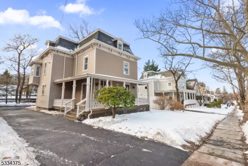 36 Kent Place Blvd, Summit City, NJ 07901