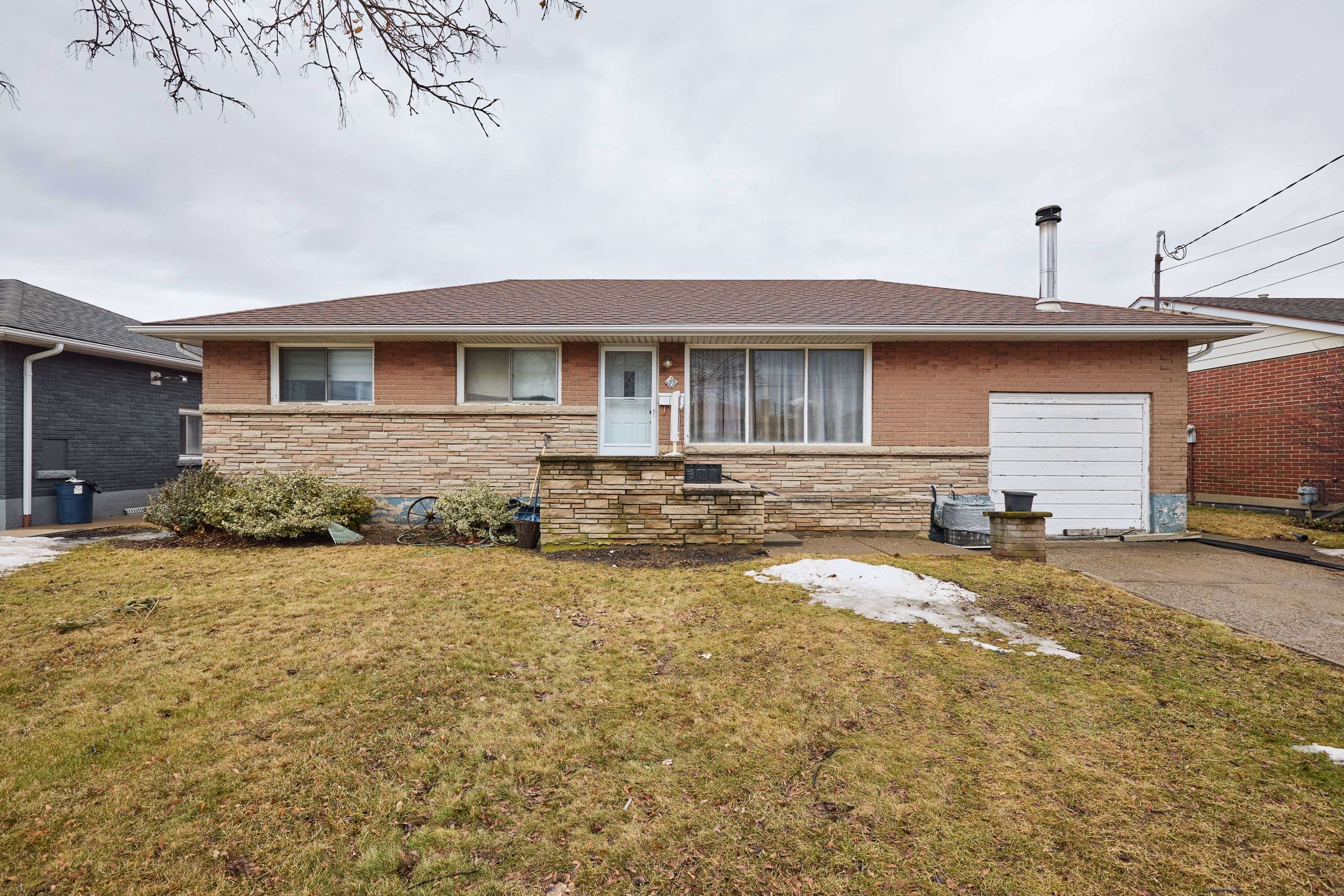 77 Balmoral AVE, Welland, ON L3B 1S5