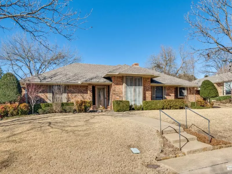 502 W Boydstun Avenue, Rockwall, TX 75087