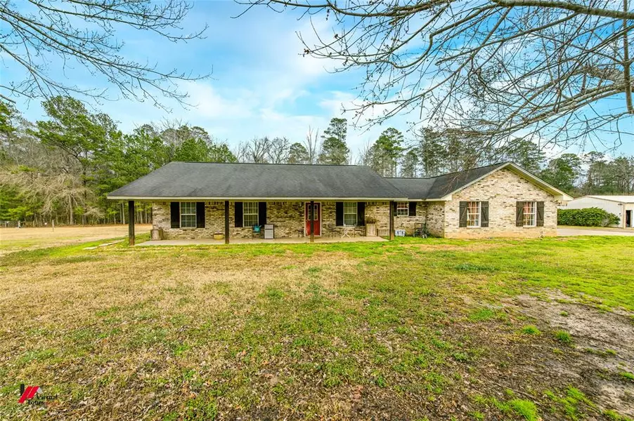 1902 King Orchard Road, Sarepta, LA 71071