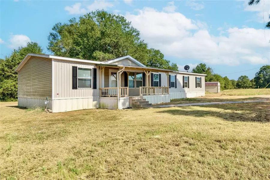 1004 County Road 2140, Detroit, TX 75436