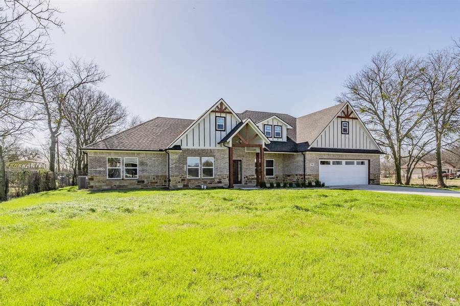 206 Hix Road, Cleburne, TX 76031