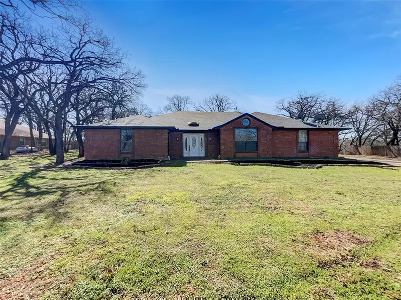 316 Diamond Lane, Burleson, TX 76028