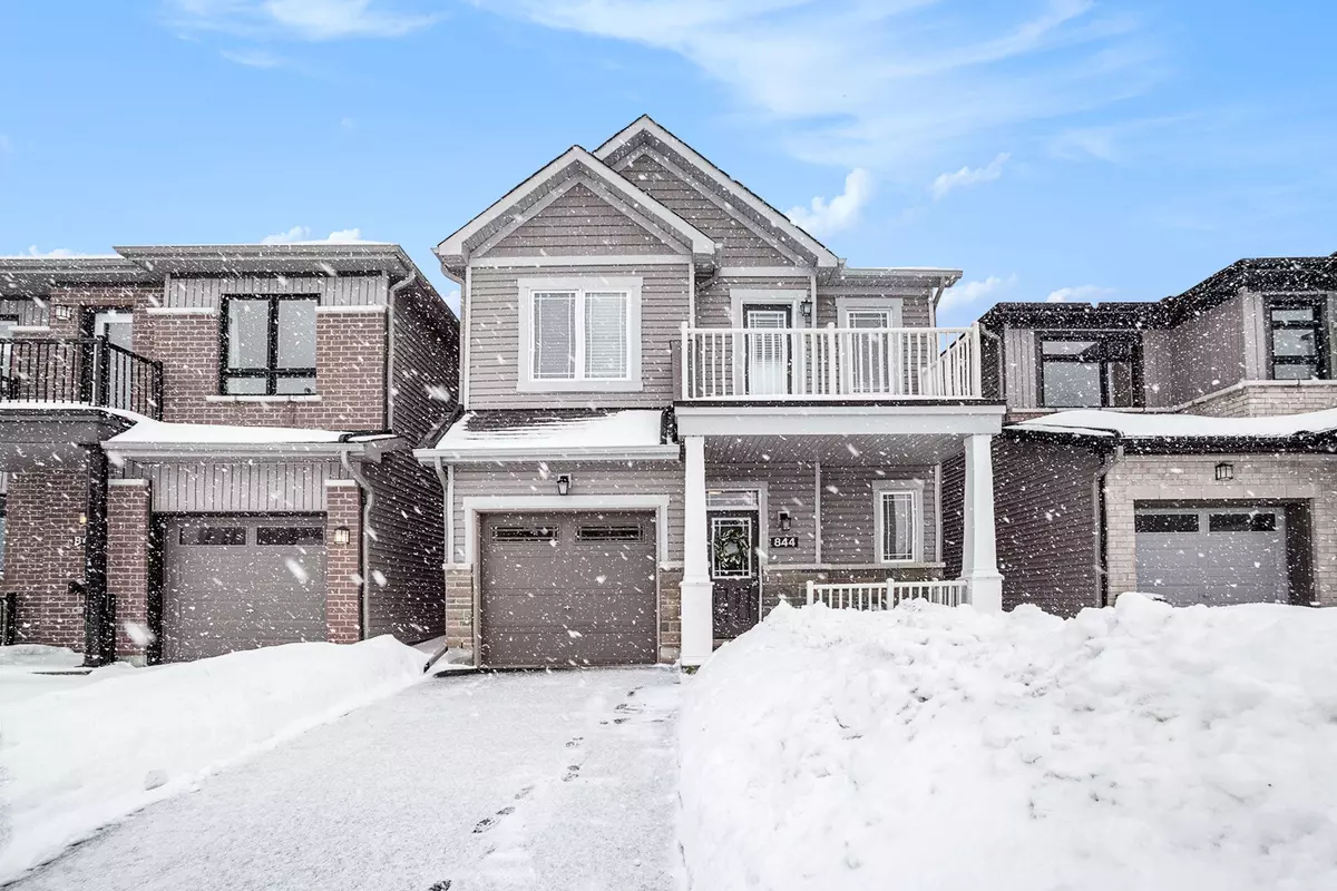 Barrhaven, ON K2J 6V7,844 Snap Hook CRES