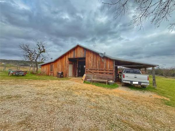 Jacksboro, TX 76458,2416 Halsell Ranch Road