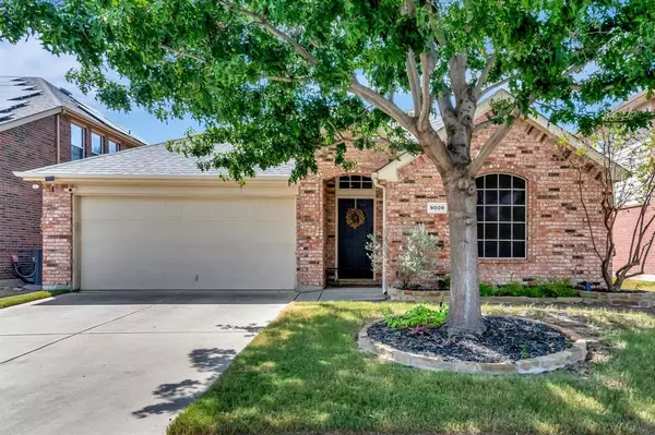 9009 Graywolf Ridge Trail, Fort Worth, TX 76244