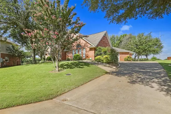 Highland Village, TX 75077,645 Sugarloaf Court