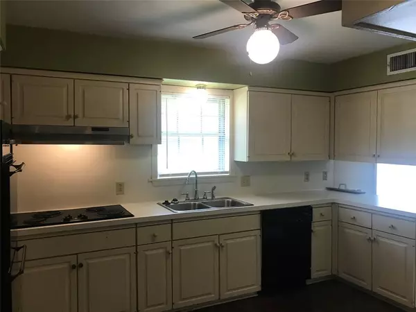 Shreveport, LA 71106,8409 W Wilderness Way