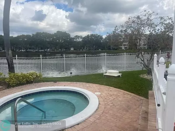 Pembroke Pines, FL 33026,11537 NW 10th St  #11537