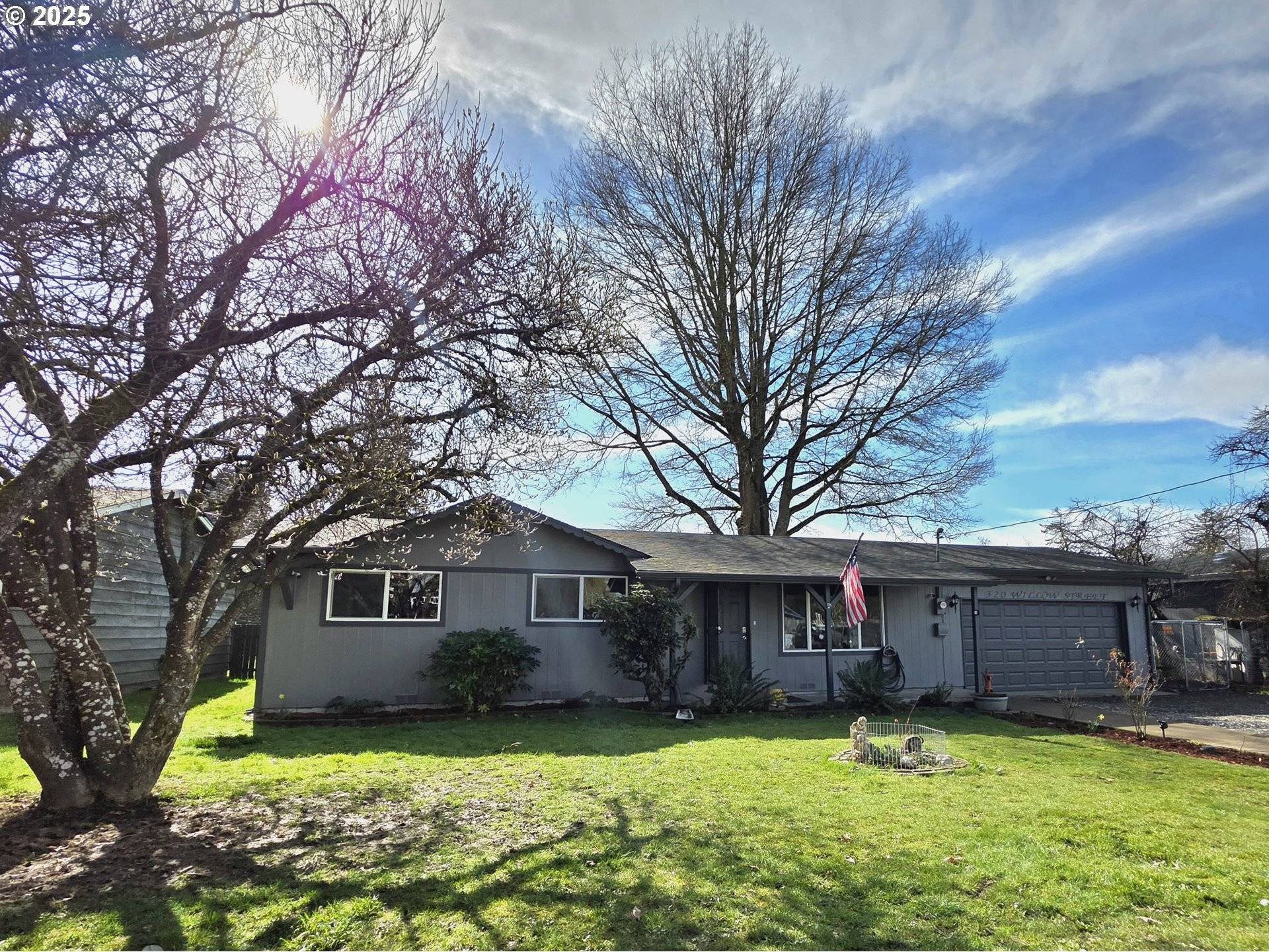 320 WILLOW ST, Kelso, WA 98626