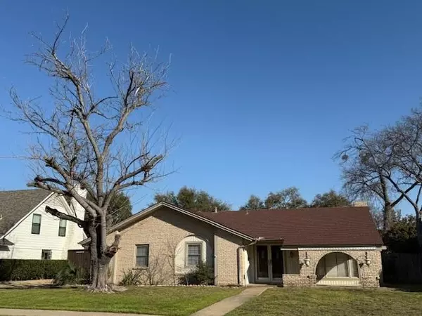 2238 Flat Creek Drive, Richardson, TX 75080