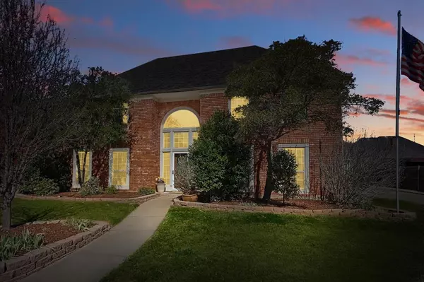 702 Shannon Lane, Highland Village, TX 75077