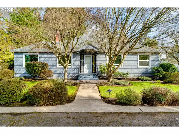 455 WALNUT LN, Eugene, OR 97401