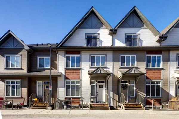 35 Copperstone Common SE, Calgary, AB T2Z 5E4