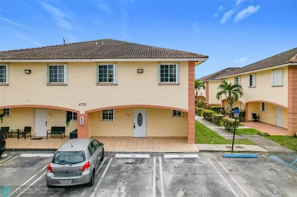 Hialeah, FL 33015,6753 NW 182nd St  #104