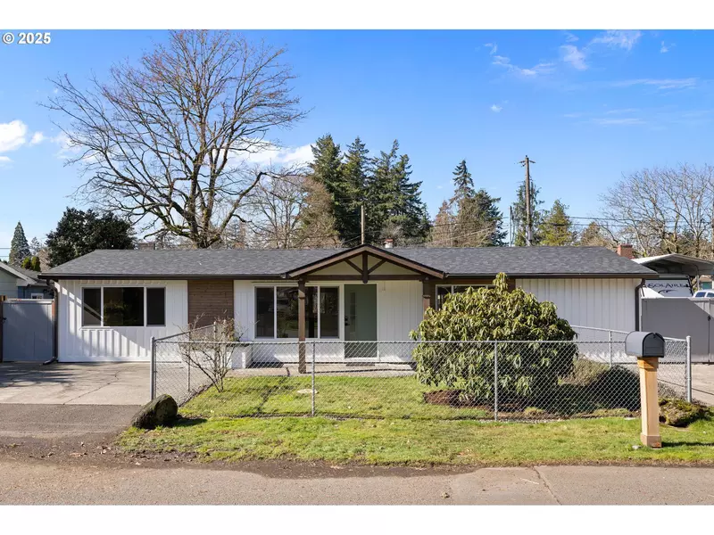 1821 SE 143RD AVE, Portland, OR 97233