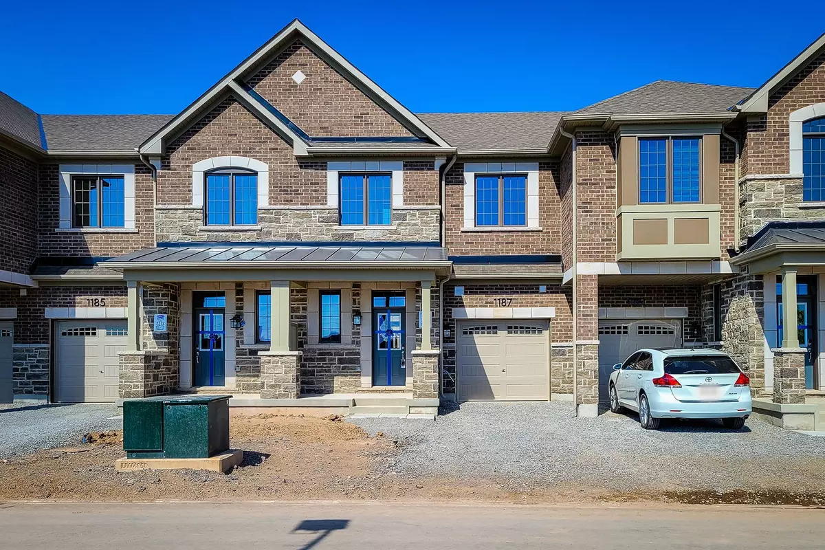 Oakville, ON L6H 3X1,1187 Milland DR