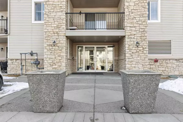 Calgary, AB T2Y 5B7,2371 Eversyde AVE Southwest #1127