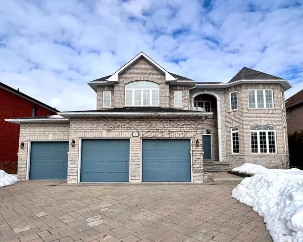 112 Crestwood RD, Vaughan, ON L4J 1A6