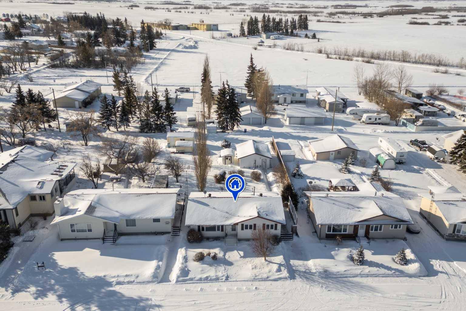 Heisler, AB T0B 2A0,405 Haultain AVE