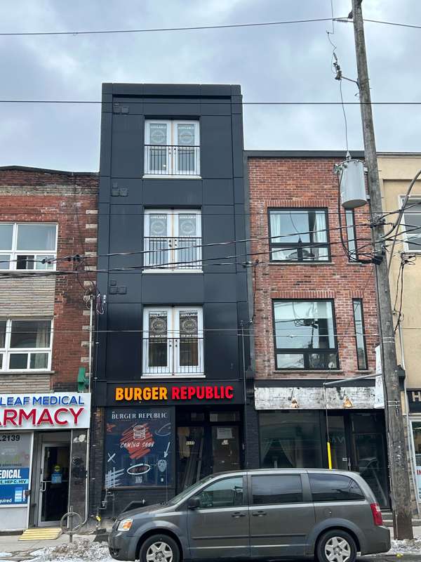 1171 Dundas ST W #2nd floor, Toronto C01, ON M6J 1X3