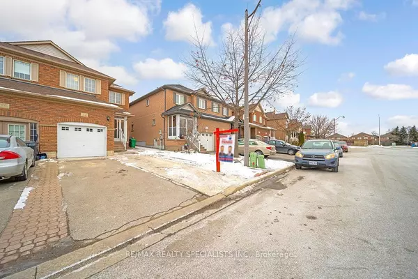 72 Ridgefield CT, Brampton, ON L6P 1B3