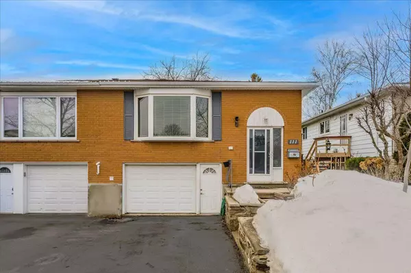 111 SANDERSON DR, Guelph, ON N1H 7K1