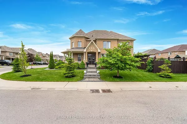 Niagara Falls, ON L2H 0L1,8788 Dogwood CRES