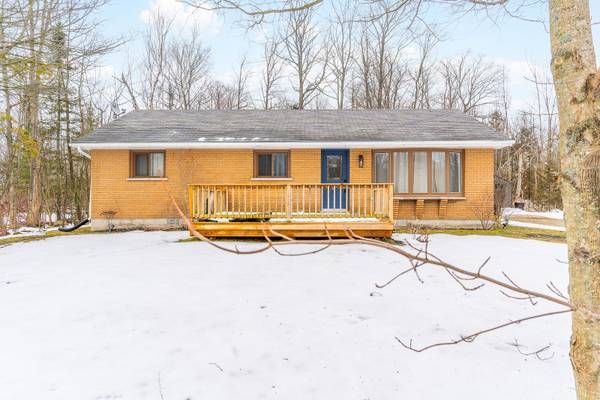 15 Mapleport CRES, South Bruce Peninsula, ON N0H 2G0