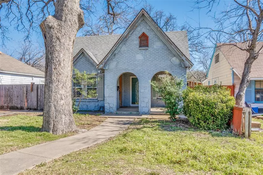 2314 W Lovers Lane, Dallas, TX 75235