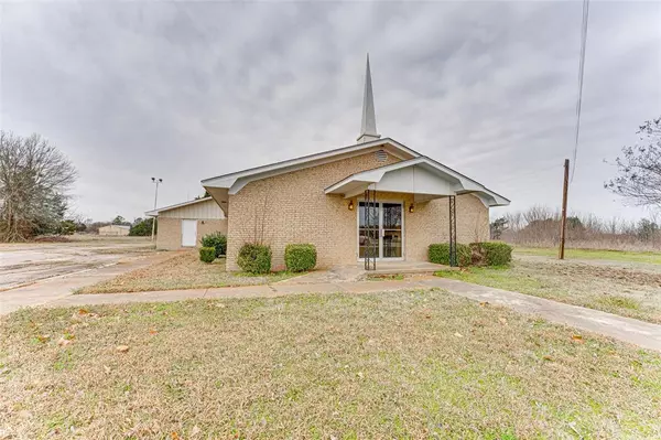 301 Margaret Drive, Kerens, TX 75144