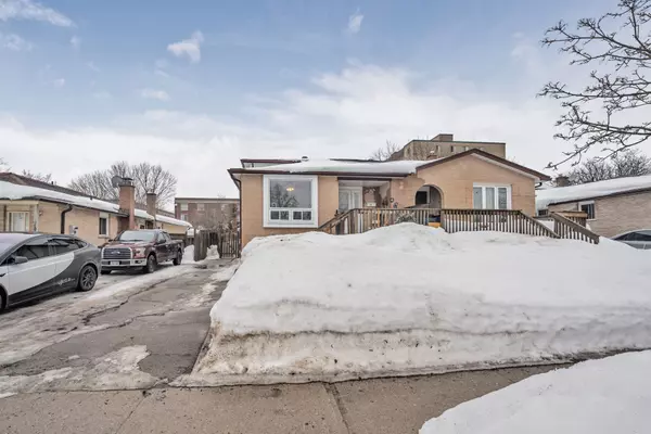 34 Sylvia ST, Barrie, ON L4M 5J4