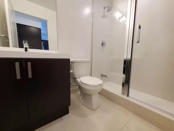 Mississauga, ON L4Z 0C6,8 Nahani WAY #3322