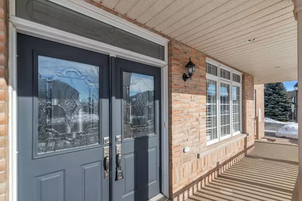 Oakville, ON L6M 5C9,2295 Rochester CIR #18