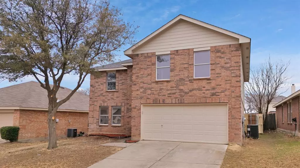 4916 Wildcreek Way, Fort Worth, TX 76179