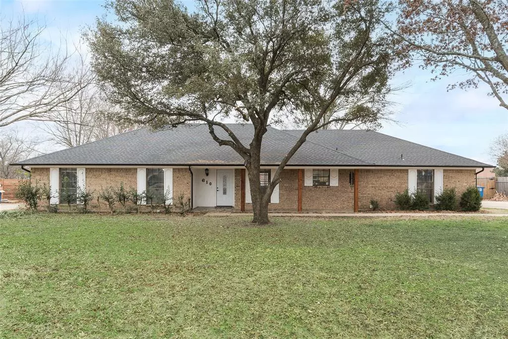 Ovilla, TX 75154,610 Meadow Lark Drive