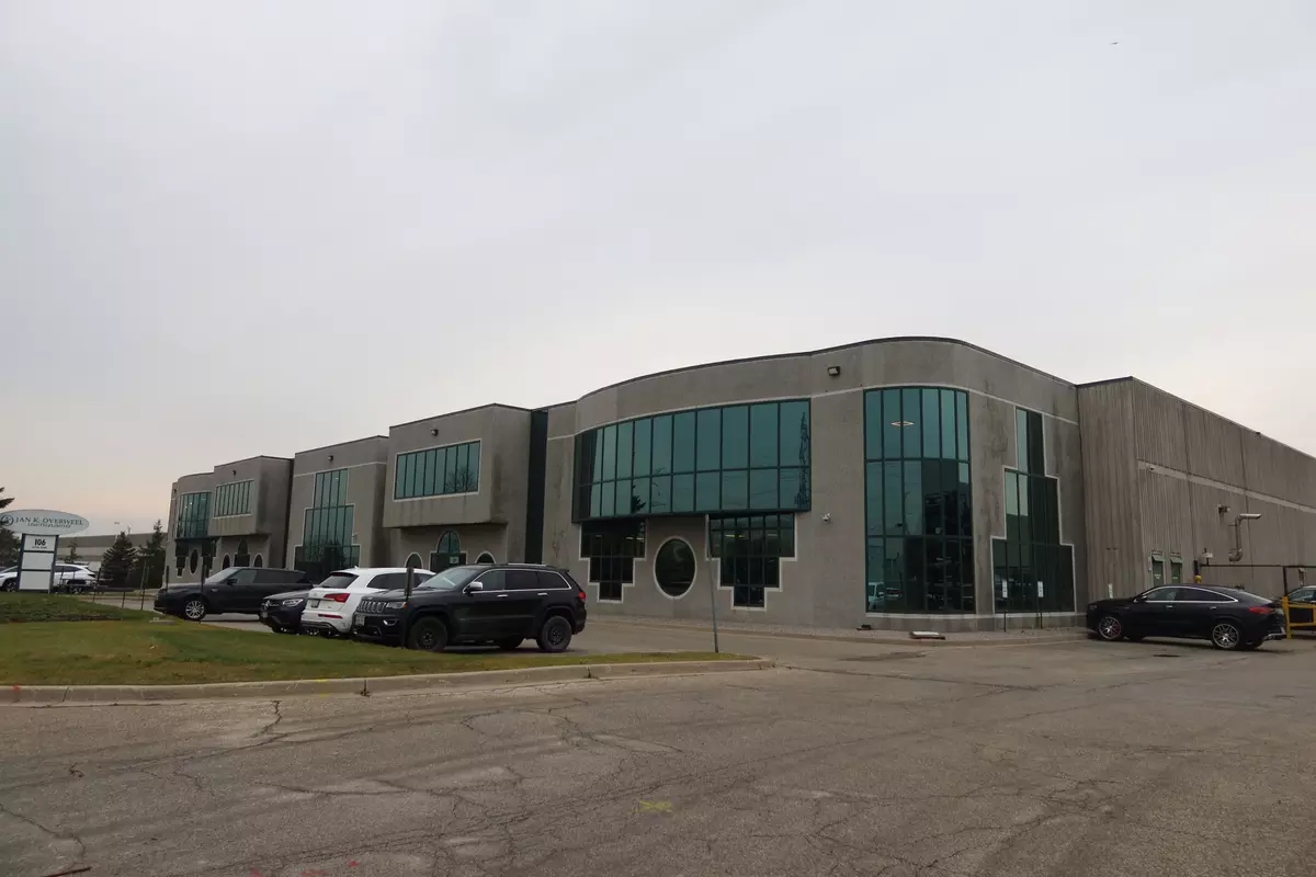 Vaughan, ON L4L 9C7,106 Aviva Park DR
