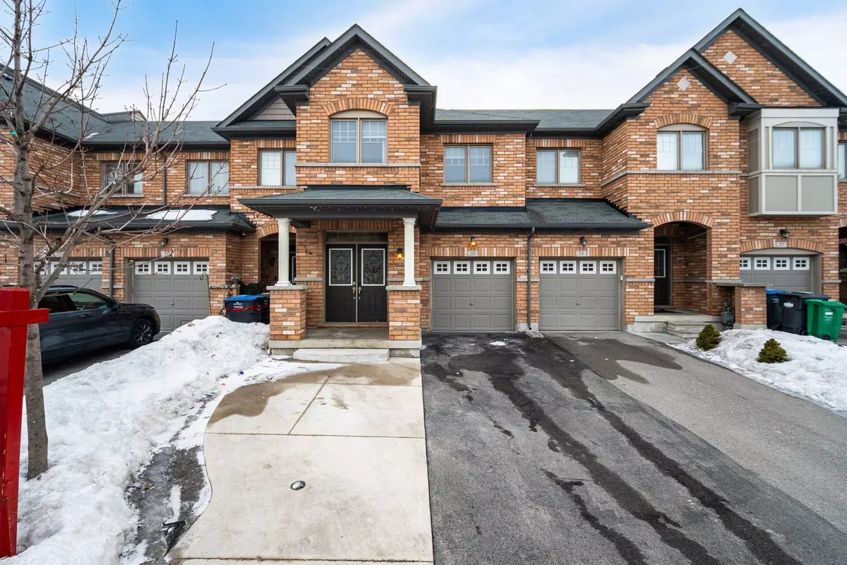 Brampton, ON L6P 4L9,33 Davenfield CIR