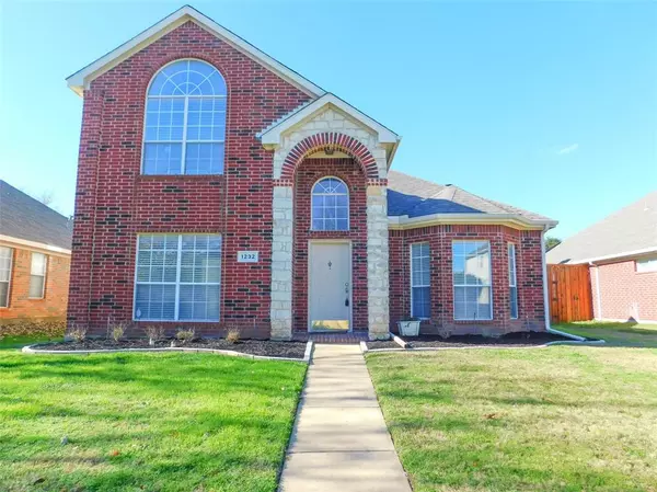 1232 Courtney Lane, Lewisville, TX 75077